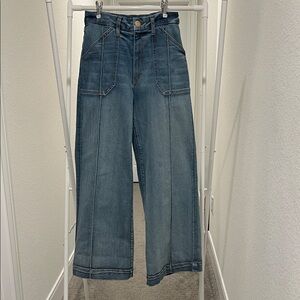 Kut from the Kloth Wide-Leg Paneled Jeans in Medium Blue